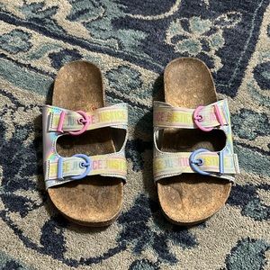 girls size 4 Justice slip on sandals